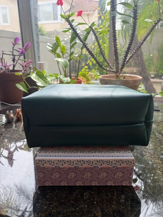 Portland Leather Caribbean Medium CB Tote - Retired 🏝️ - Picture 3 of 9